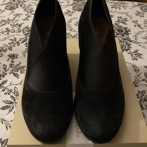 Clarks Black Suede Booties Size 8.5
